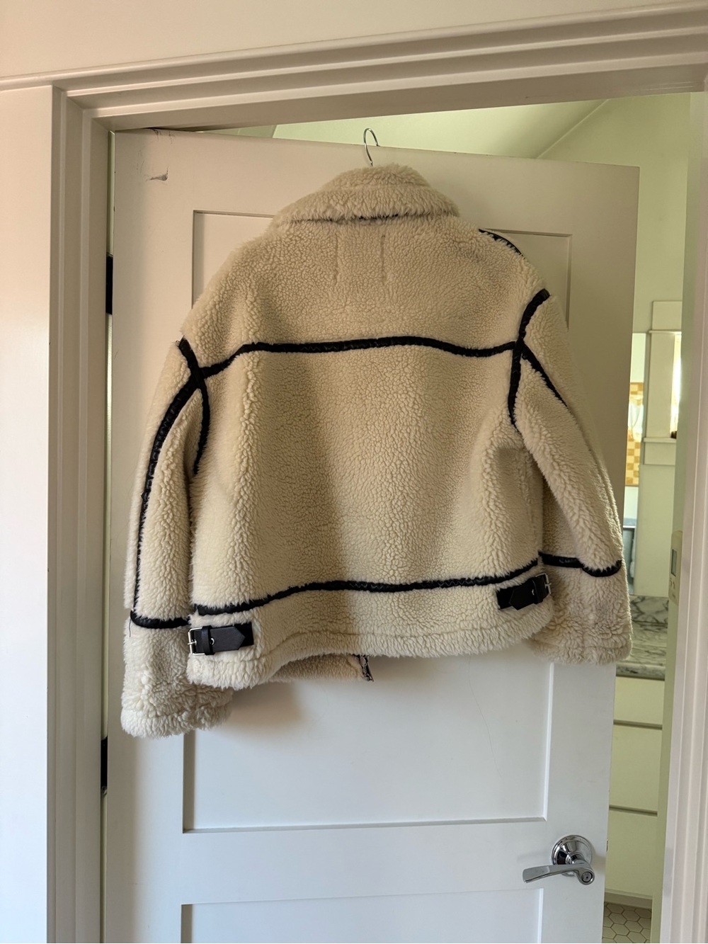 Zara Cream Teddy Sherpa Jacket with Black Contrast Trim - Picture 2 of 3